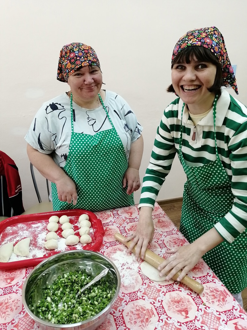 Пирожки с зеленым луком