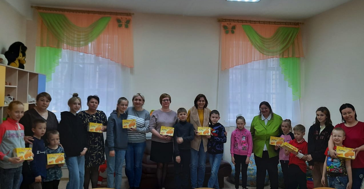 Вместе дружная семья