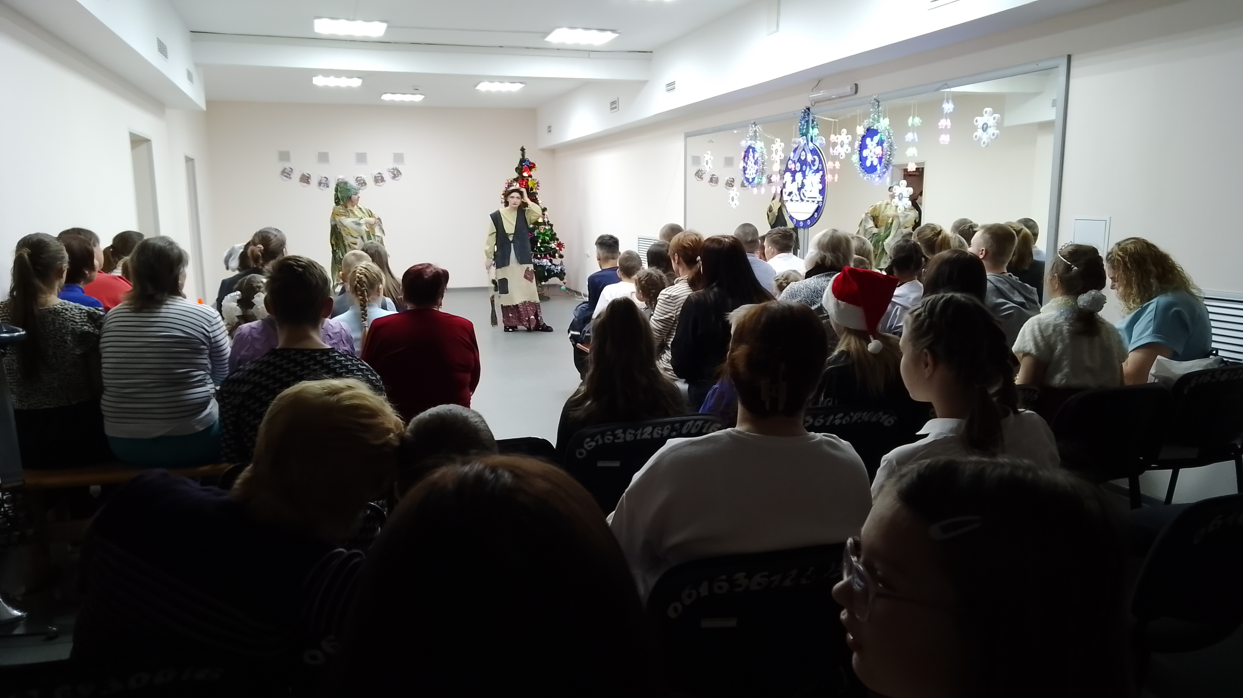 Новогодний сундучок