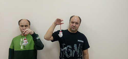 Мягкий сувенир - игольница «Дед Мороз»